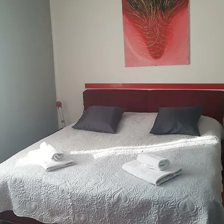 Dodo Quarto em Acomodações Particulares *